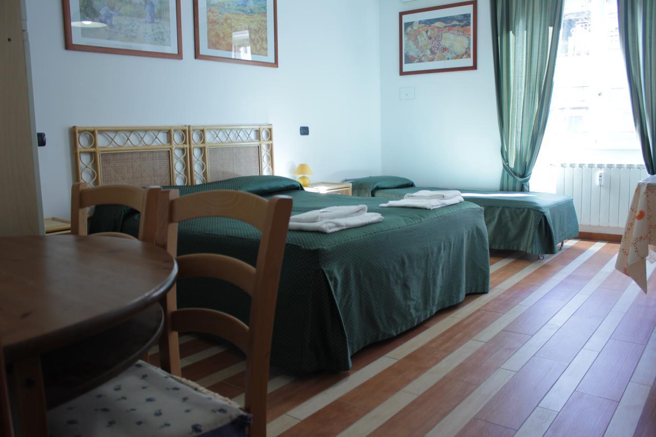 Tourist House Apartahotel Roma