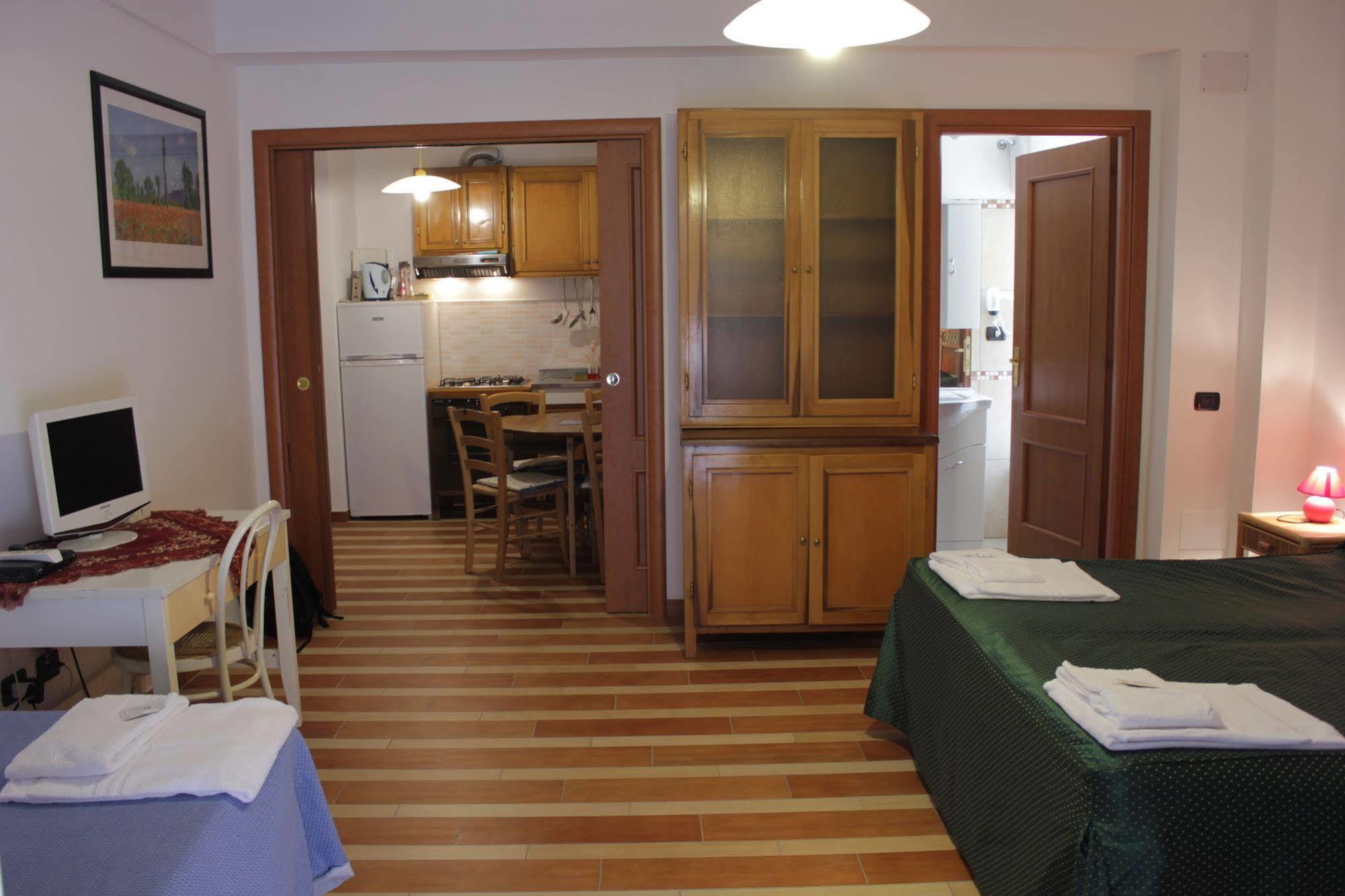 Tourist House Apartahotel